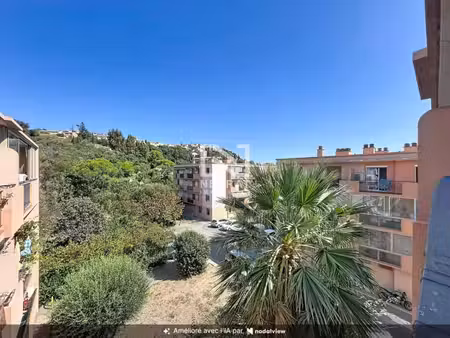 saint-raphaël – 3 pièces au dernier étage