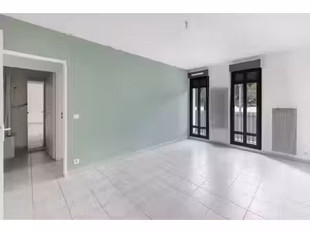 vente appartement 2 pièces 38.62 m² à léognan (33850)  142 000 €