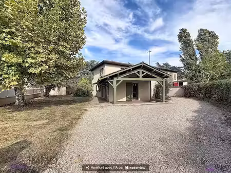 location maison 5 pièces 108 m² à francheville (69340)  1 760 €