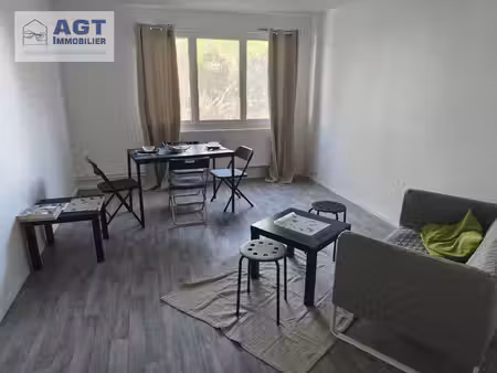location appartement 2 pièces 49m² beauvais 60000
