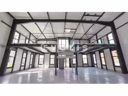 vente bureaux serris 77700 954m²
