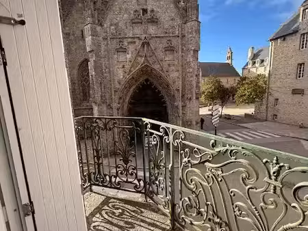 location appartement 6 pièces 126 m² à saint-pol-de-léon (29250)  1 025 €