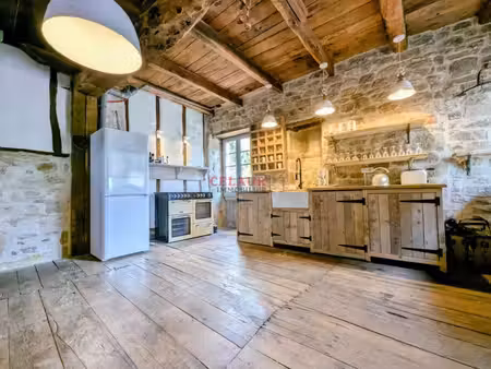 jolie maison de village a 10 mn des commerces