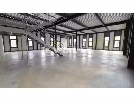 location local d’activités serris 77700 952m²
