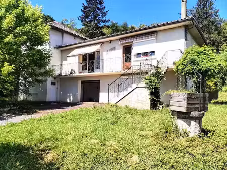vente maison 8 pièces 186 m² à le tourne (33550)  261 250 €