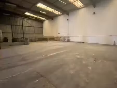 vente local commercial 14 pièces