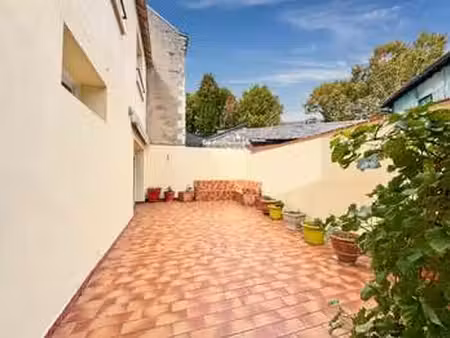 vente maison à angers centre (49000) : à vendre / 150m² angers centre
