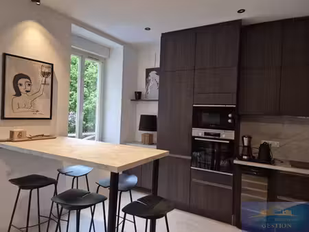 appartement 48 m2/proche-centre/ vue dégagée