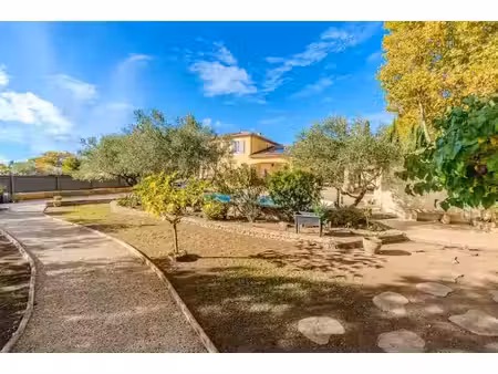 vente villa 6 pièces 160 m² à clarensac (30870)  495 000 €