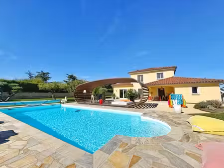 maison de 4 chambres de luxe en vente à saint-joseph  auvergne-rhône-alpes