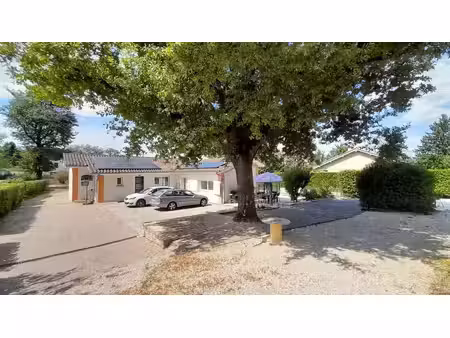 villa de luxe de 7 pièces en vente montceaux  auvergne-rhône-alpes