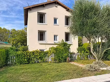 maison de 5 chambres de luxe en vente à caluire-et-cuire  auvergne-rhône-alpes