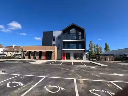 location bureaux plaisir 78370 76m² à 2791m²