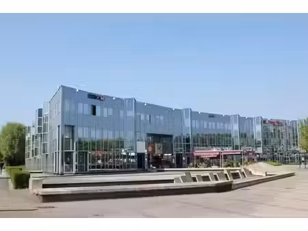 location bureaux 125m² à 5635m²