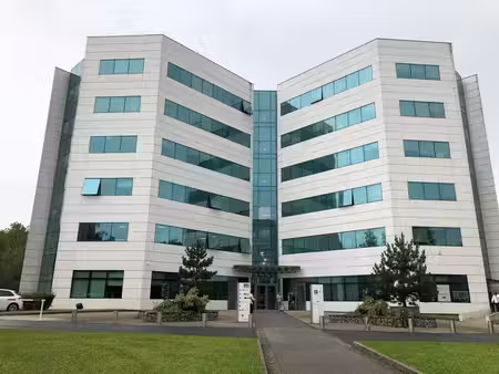 location bureaux 334m² à 2158m²