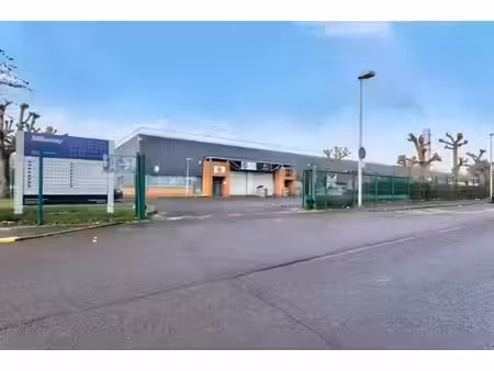 location local d’activités 264m² à 758m²