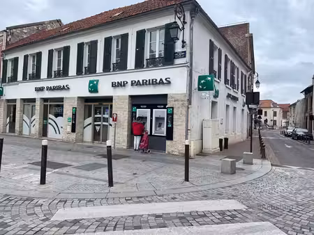 location commerce gennevilliers 92230 320m²
