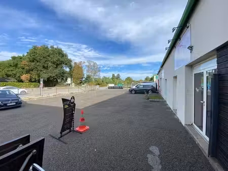 location local professionnel 115m² carquefou 44470