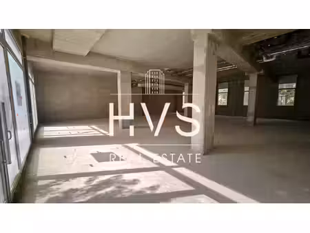 location local professionnel 232m² aix en provence 13100