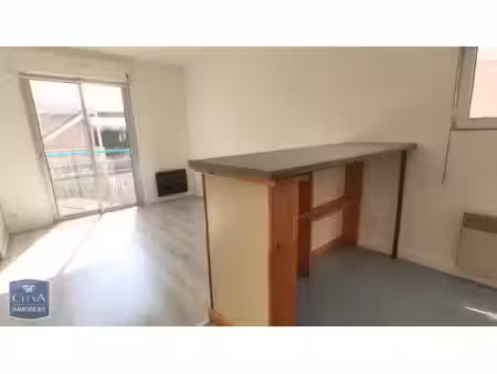 location appartement 2 pièces 27m² poitiers 86000