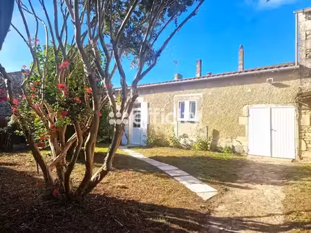 vente maison 3 pièces 69.7 m² à cozes (17120)  129 000 €