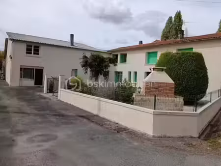 vente maison 6 pièces 180 m² à brioux-sur-boutonne (79170)  126 900 €