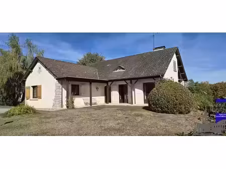 vente maison 6 pièces 165.6 m² à naves (19460)  149 000 €