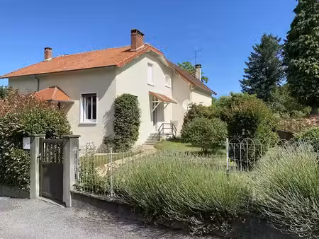 vente maison 7 pièces 221 m² à châteauneuf-la-forêt (87130)  216 000 €