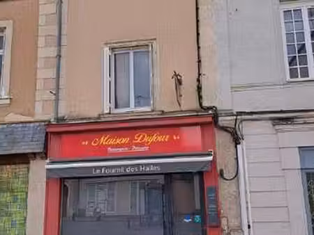 vente bureaux et commerces à craon (53400) : à vendre / 100m² craon