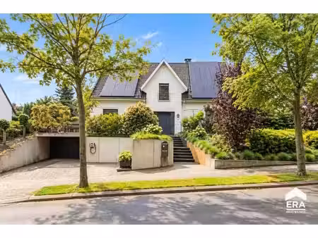 villa 4 chambres + bureau près du centre d’asse