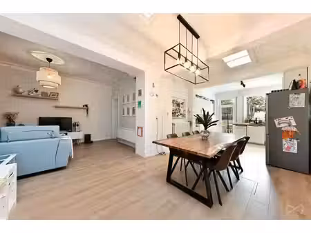 appartement de 2 chambres avec jardin privatif
