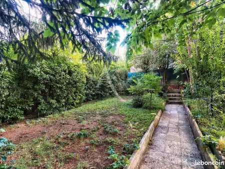 propriété 5 pièces 93 m²