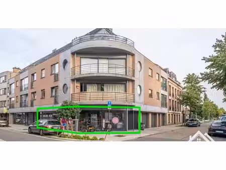 bien commercial à vendre à zele pour € 239.000