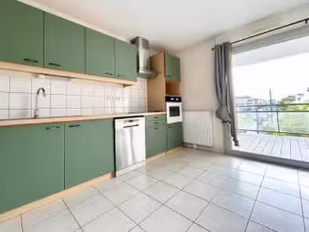 location appartement 3 pièces à angers belle beille (49000) : à louer 3 pièces / 67m² ange