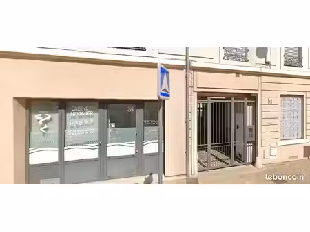 local d'activité 51 m²