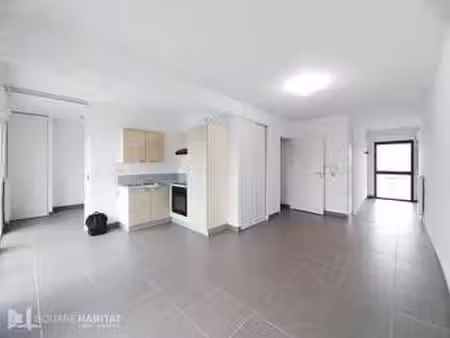location appartement 3 pièces au relecq-kerhuon (29480) : à louer 3 pièces / 69m² le relec