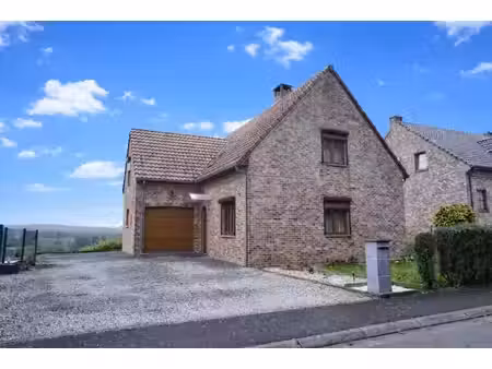 villa (2002) 3 chambres 2 sdb grand jardin + terrain peb c