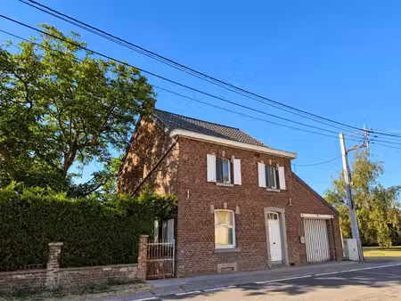 maison 4 façades avec 3 chambres  jardin orienté sud