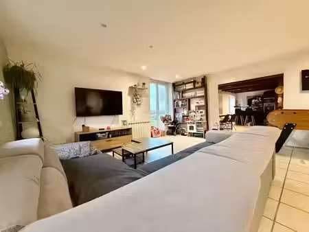 vente maison 5 pièces 144 m² à saint-thégonnec loc-eguiner (29410)  225 000 €