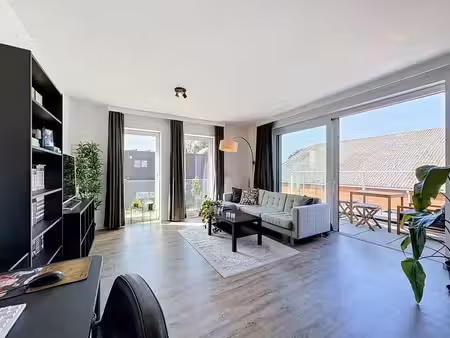 appartement lumineux avec terrasse à vendre à mol