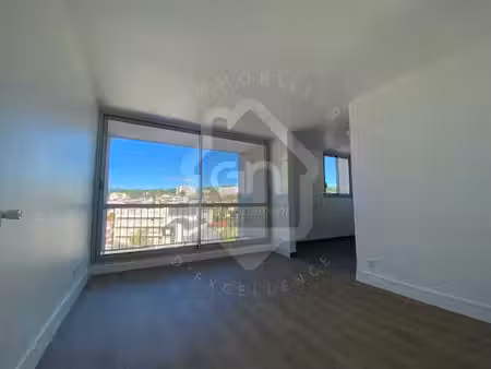 chaville - appartement 3 pièces 57m2 balcon 10eme etage !