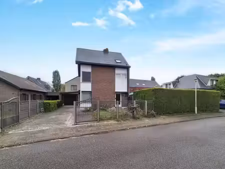 rozenlaan 27 aartselaar