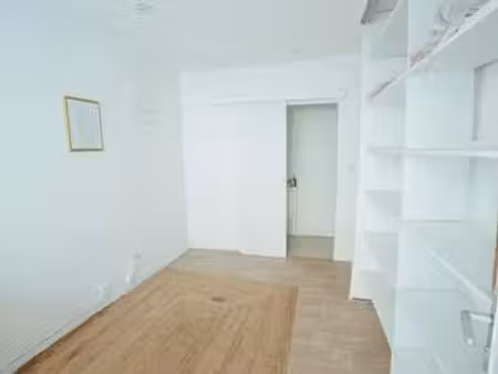 vente bureaux et commerces à angers centre (49000) : à vendre / 14m² angers centre