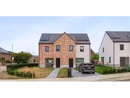 maison à vendre à sint-truiden pour € 467.148 avec 4 chambres à coucher