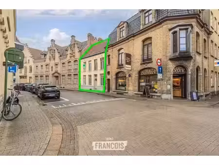 maison de maître avec peb b  5 chambres  terrasse sur le to…