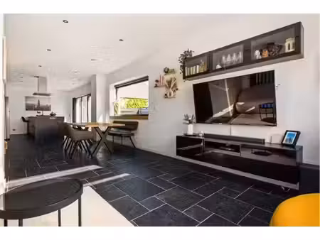 maison à vendre à keten 48 lippelo (rbx04050)
