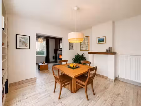 te koop  karaktervolle gezinswoning met 4 slaapkamers op ...