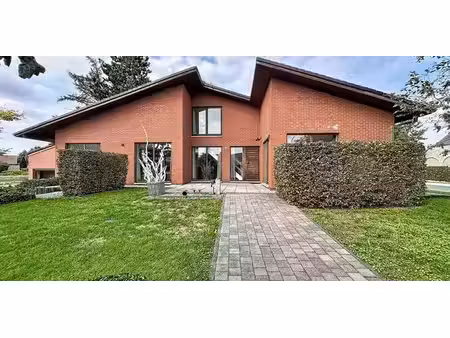sous option - maison à vendre à bree avec 3 chambres à coucher