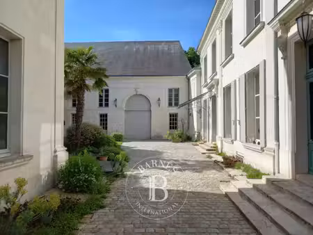 hôtel particulier à vendre dans le quartier centre sud