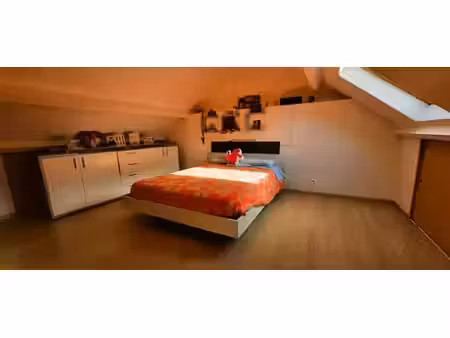 bel appartement en plein cœur de fontaine-l'evèque